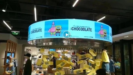 武漢國際廣場izzue等店鋪LED顯示屏、液晶顯示屏